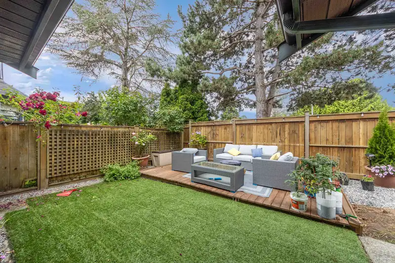 4266 FORTUNE AVENUE - photo 2 of 28
