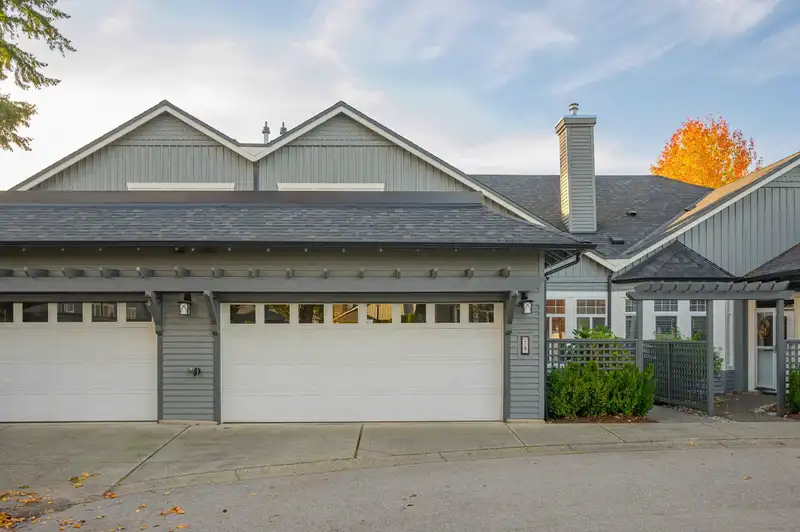 79 14909 32 AVENUE - photo 1 of 40