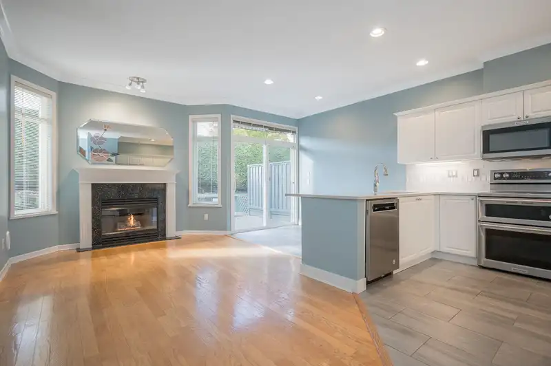 79 14909 32 AVENUE - photo 4 of 40