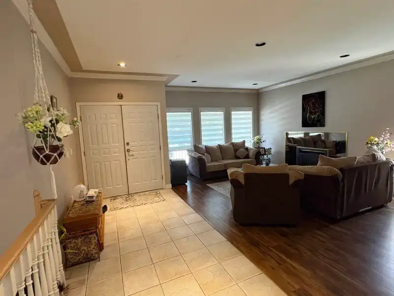7719 147A STREET - photo 3 of 24