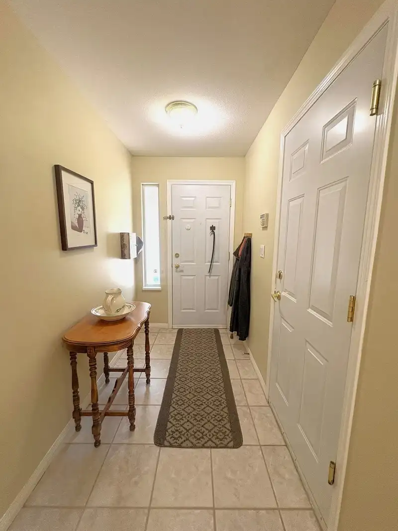 29 1828 LILAC DRIVE - photo 4 of 40