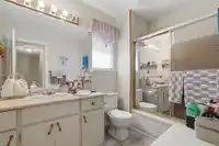 4223 200A STREET - thumbnail 26