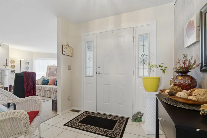 4223 200A STREET - photo 4 of 25