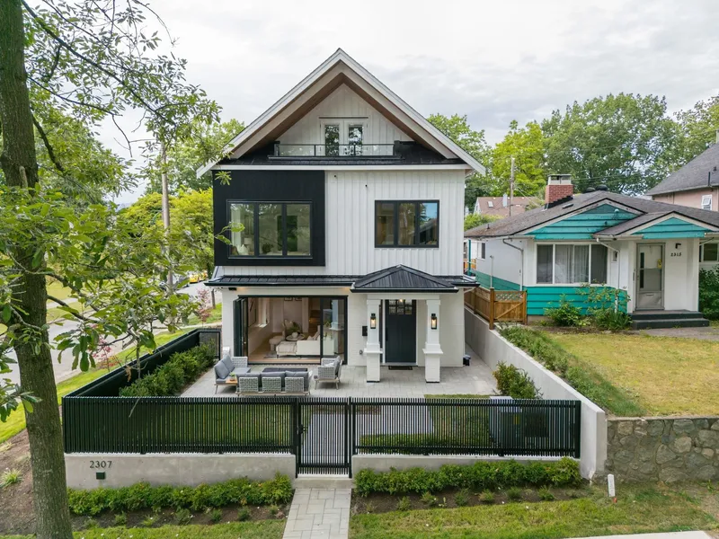 2307 E 3RD AVENUE - photo 1 of 25