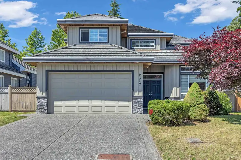 2347 150 STREET - photo 1 of 30