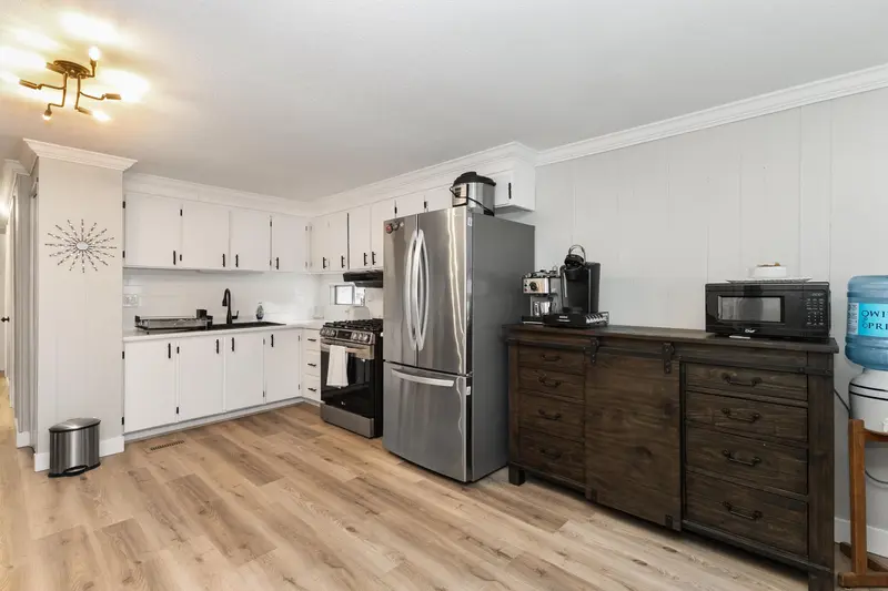 61 24330 FRASER HIGHWAY - photo 4 of 25