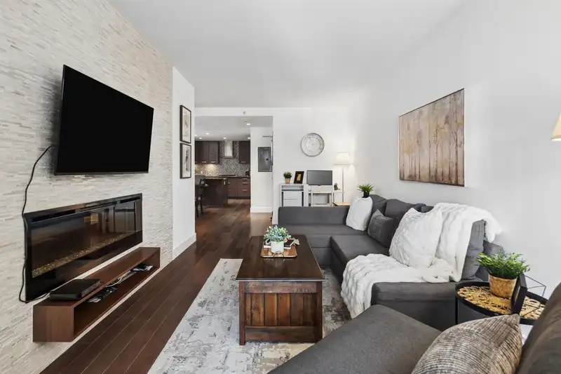 406 210 W 13 STREET - photo 1 of 25