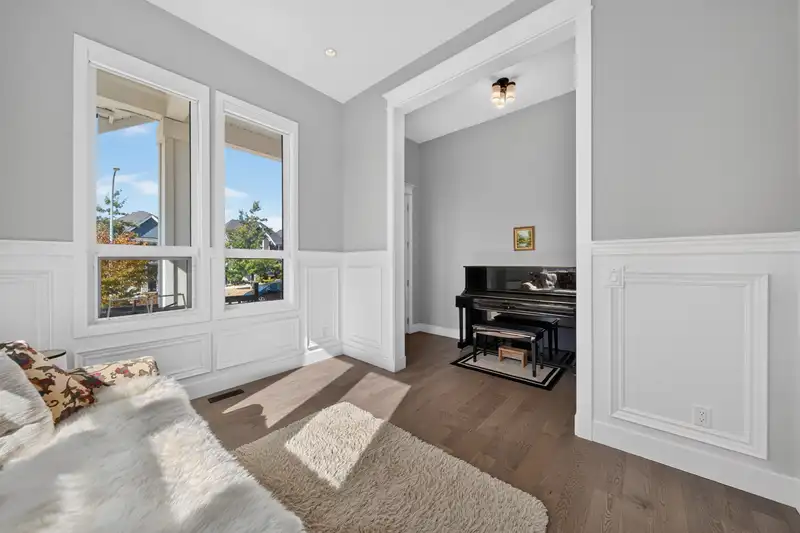 2112 166 STREET - photo 4 of 40