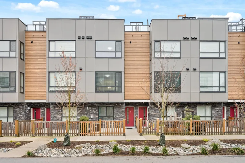 23 19631 55A AVENUE - photo 1 of 25