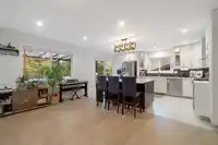 309 GLOUCESTER COURT - thumbnail 7