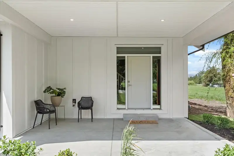 49539 PRAIRIE CENTRAL ROAD - photo 2 of 40