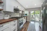 44 2525 YALE COURT - thumbnail 16