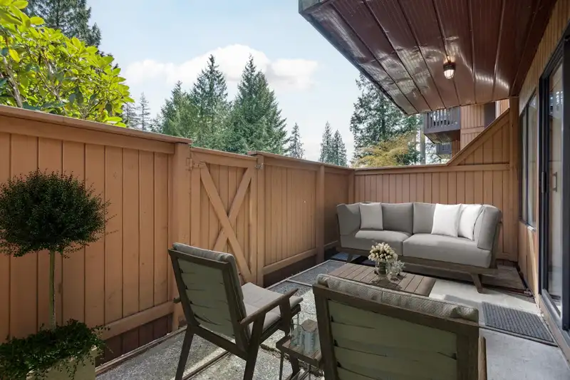 2030 PURCELL WAY - photo 1 of 32