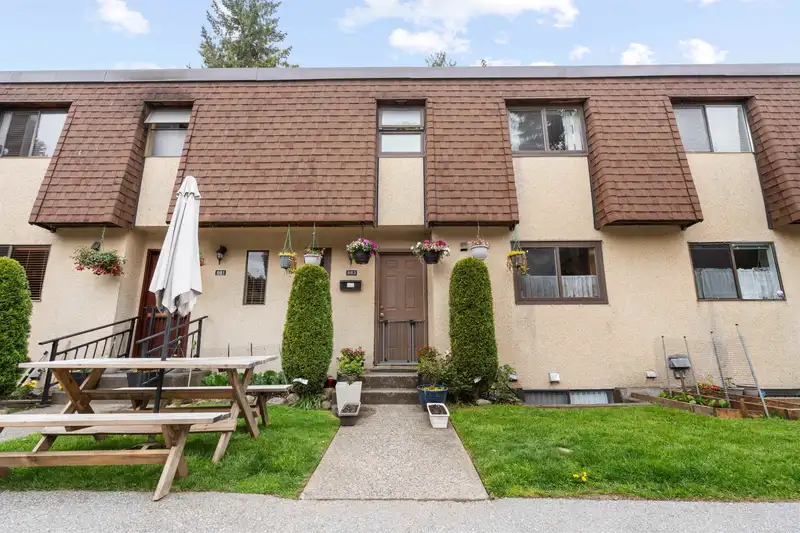 883 OLD LILLOOET ROAD - photo 1 of 30