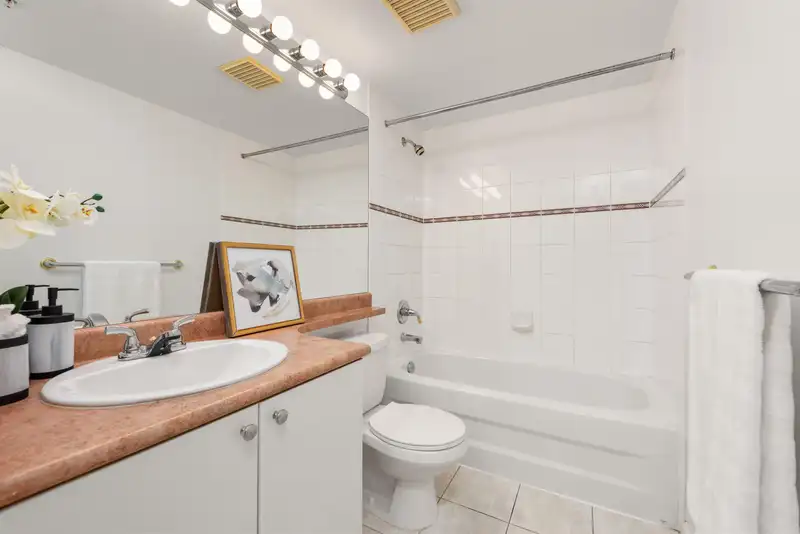 1005 6191 BUSWELL STREET - photo 2 of 39