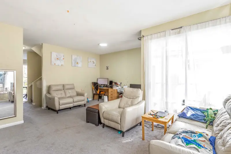 83 22888 WINDSOR COURT - photo 3 of 25