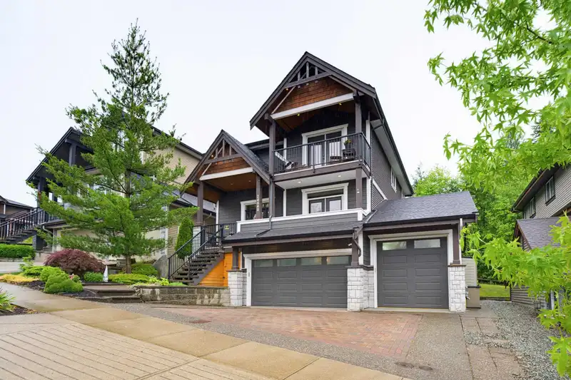 24640 101 AVENUE - photo 2 of 40