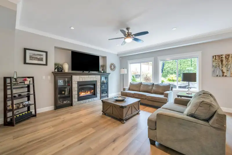 24640 101 AVENUE - photo 4 of 40