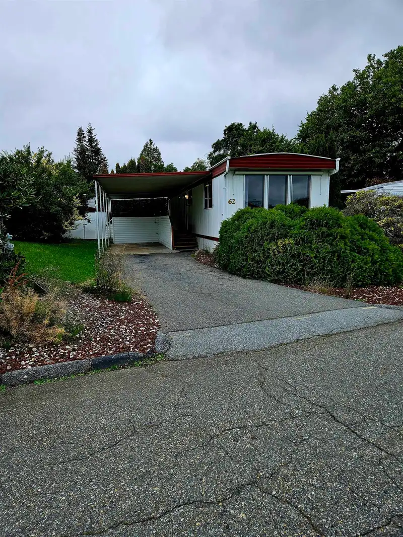 62 1840 160 AVENUE - photo 2 of 23