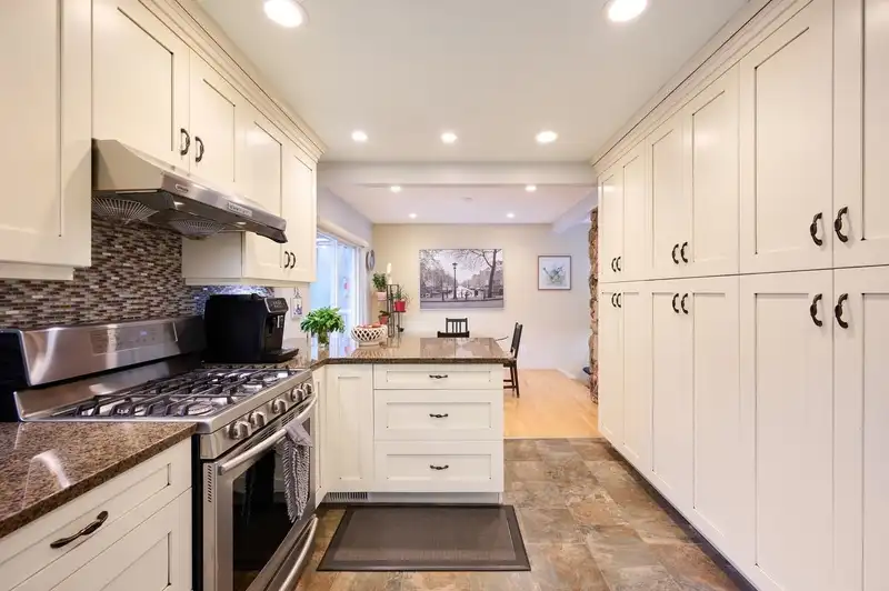 3222 PINDA DRIVE - photo 4 of 26