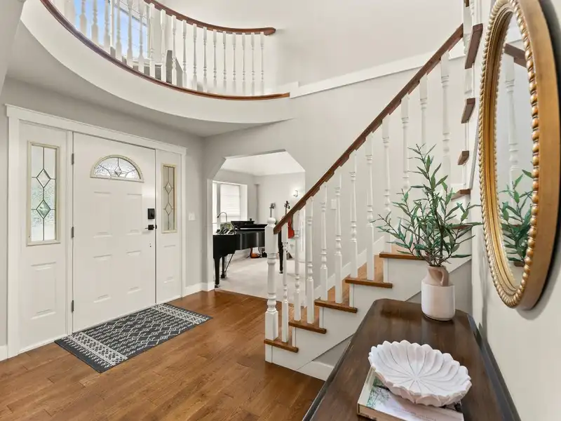 6089 185 STREET - photo 3 of 40