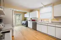 4343 11TH AVENUE - thumbnail 6