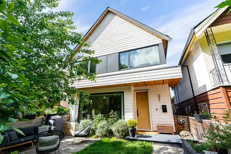 531 E 17TH AVENUE - photo 1 of 31
