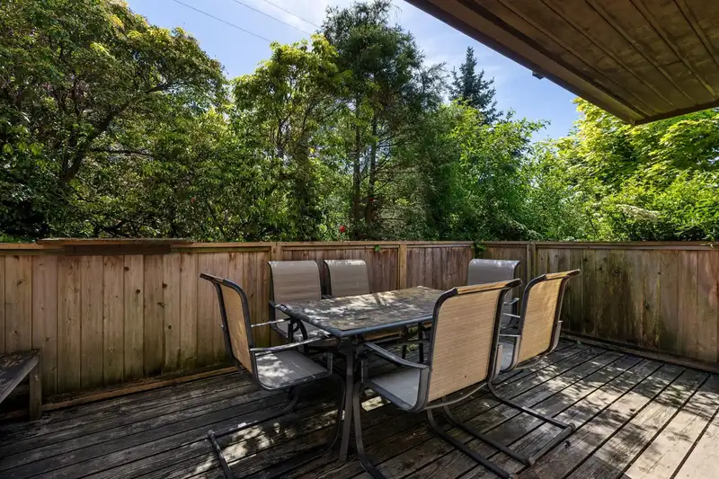 102 107 W 27TH STREET - photo 3 of 23