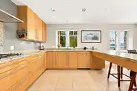 1952 BELLEVUE AVENUE - thumbnail 13