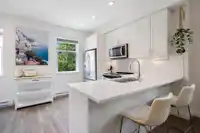 6 1818 HARBOUR STREET - thumbnail 4
