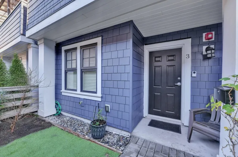 3 2338 KELLY AVENUE - photo 3 of 25