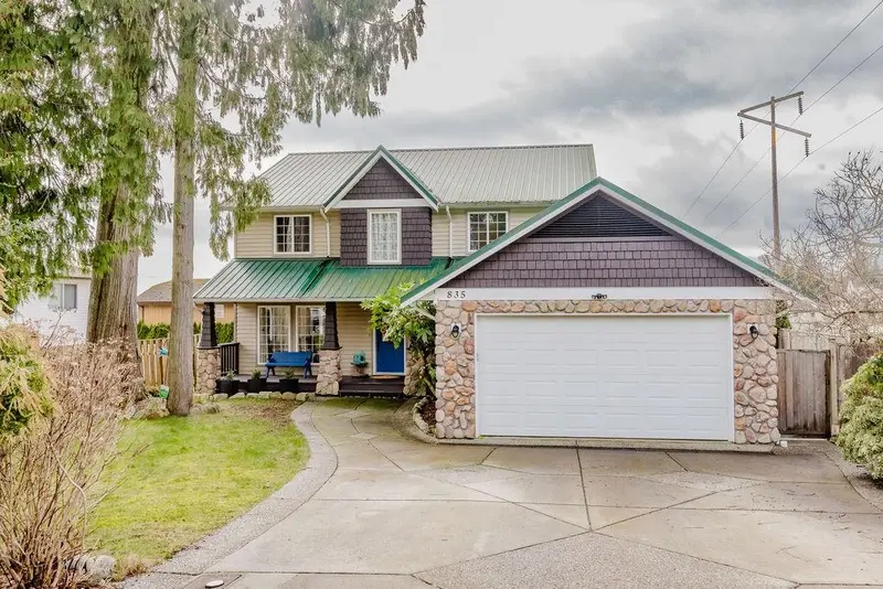 835 AURORA WAY - photo 1 of 25