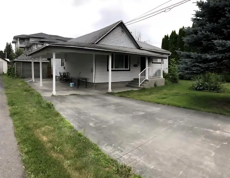 46249 SECOND AVENUE - photo 1 of 1