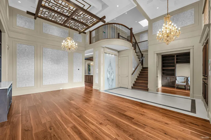 4691 FOXGLOVE CRESCENT - photo 1 of 25