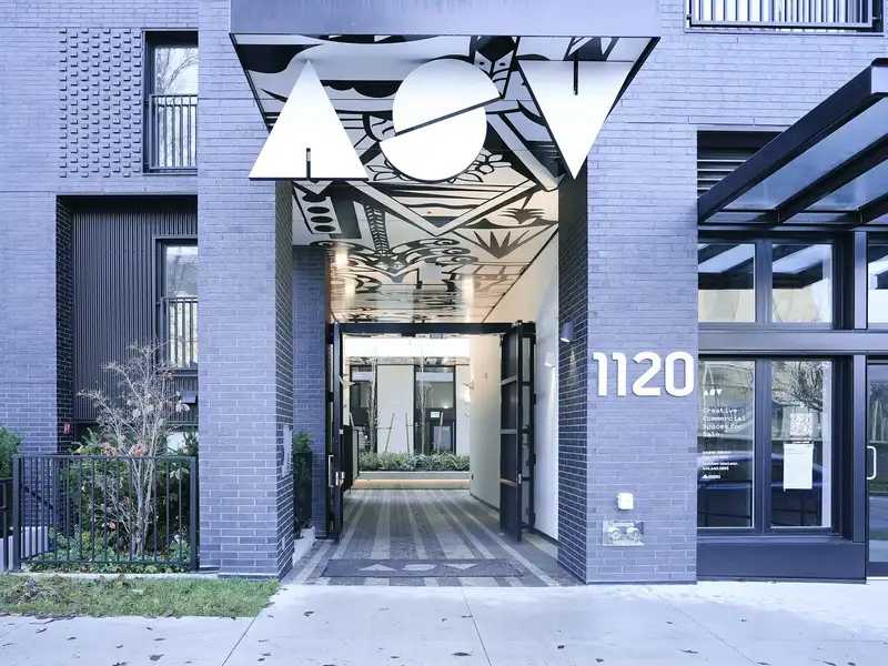 339 1120 E GEORGIA STREET - photo 1 of 38