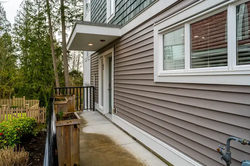 63 24108 104 AVENUE - photo 3 of 38