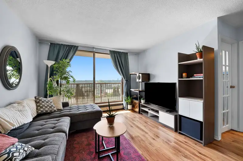 508 320 ROYAL AVENUE - photo 4 of 28