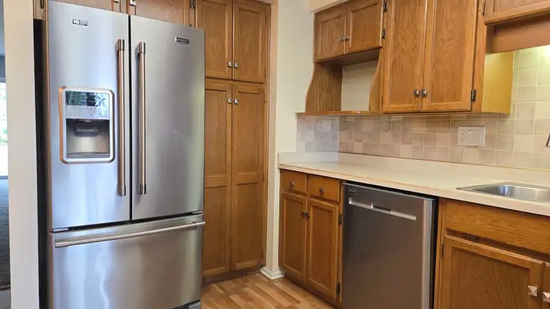 207 32691 GARIBALDI DRIVE - photo 1 of 22