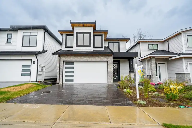7519 205 STREET - photo 1 of 36