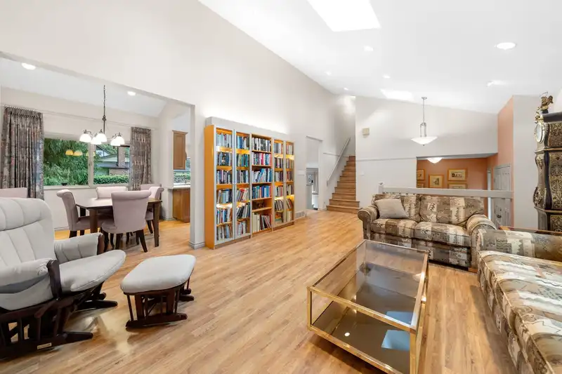 1200 HILARY PLACE - photo 2 of 27