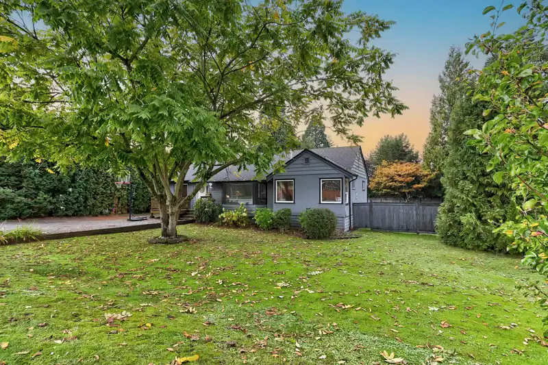 12451 203 STREET - photo 1 of 33
