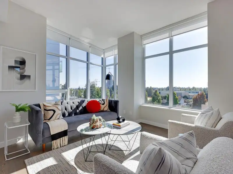 604 5033 CAMBIE STREET - photo 2 of 31