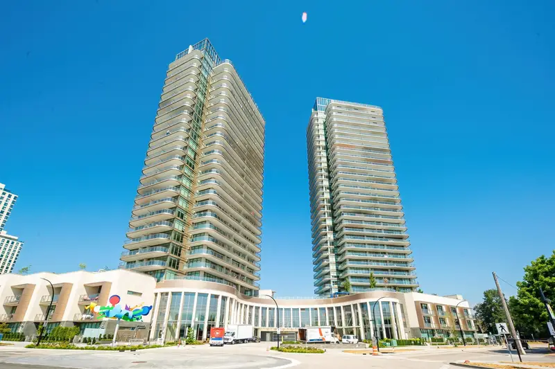 1601 5333 GORING STREET - photo 1 of 25