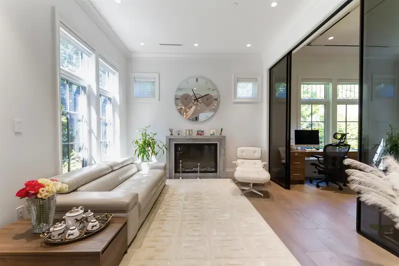 1341 MATTHEWS AVENUE - photo 3 of 35