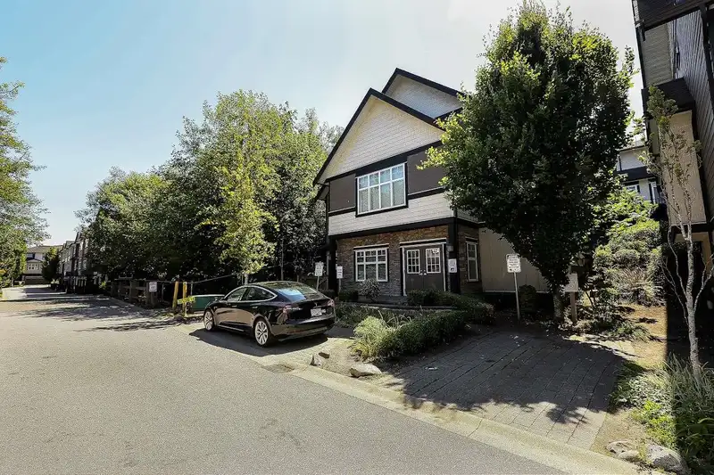 3 6350 142 STREET - photo 2 of 40