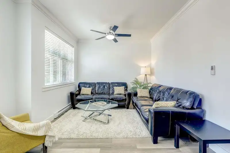 3 6350 142 STREET - photo 4 of 40