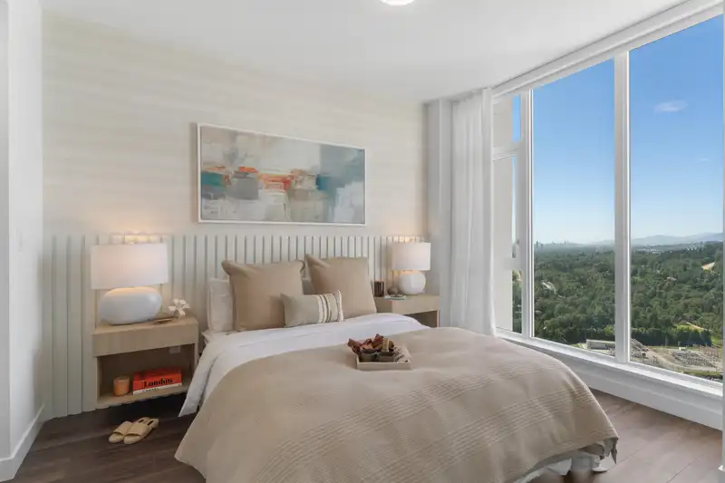3707 518 CLARKE ROAD - photo 2 of 8