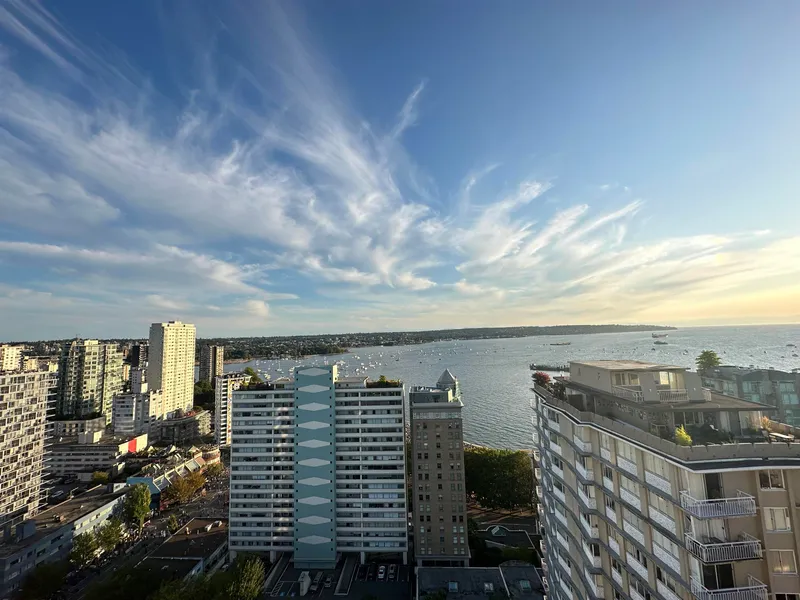 502 1850 COMOX STREET - photo 4 of 20