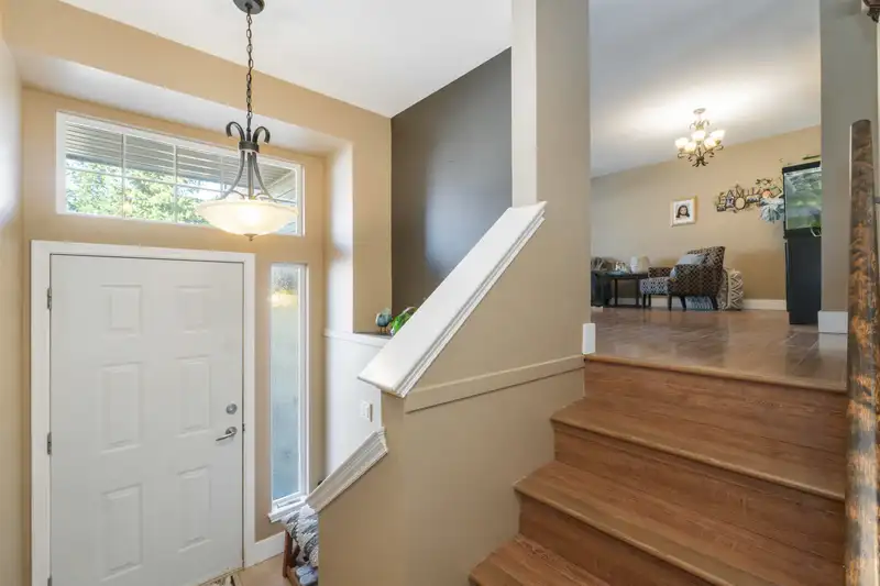 26 23343 KANAKA WAY - photo 3 of 25