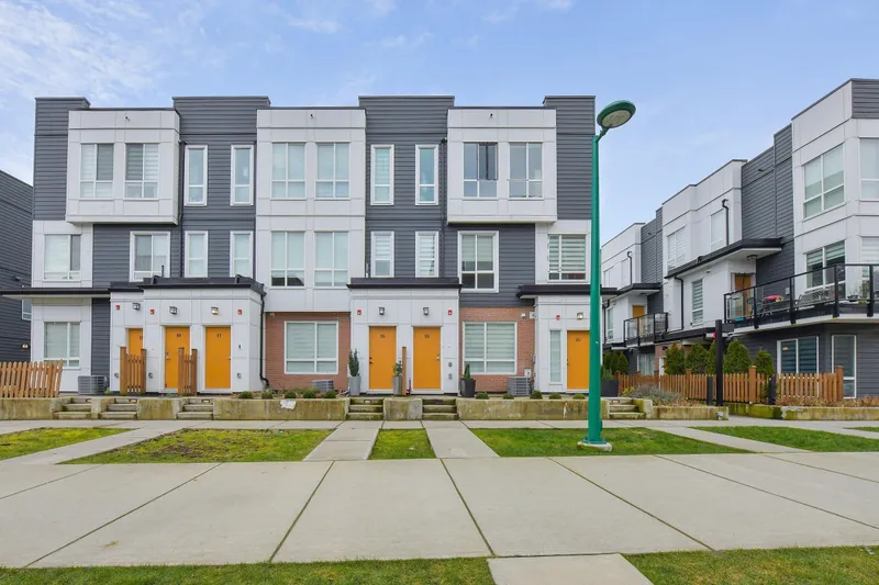 19 18855 72 AVENUE - photo 1 of 25